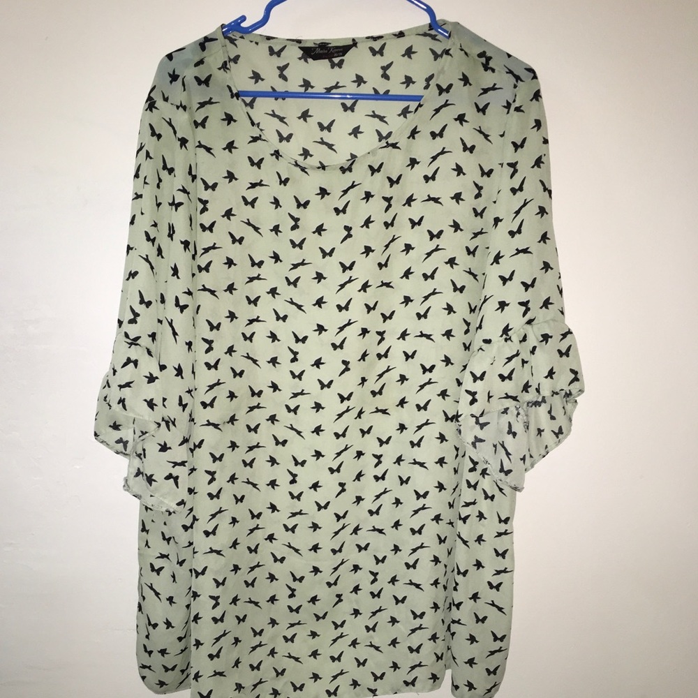 Beautiful mint green blouse